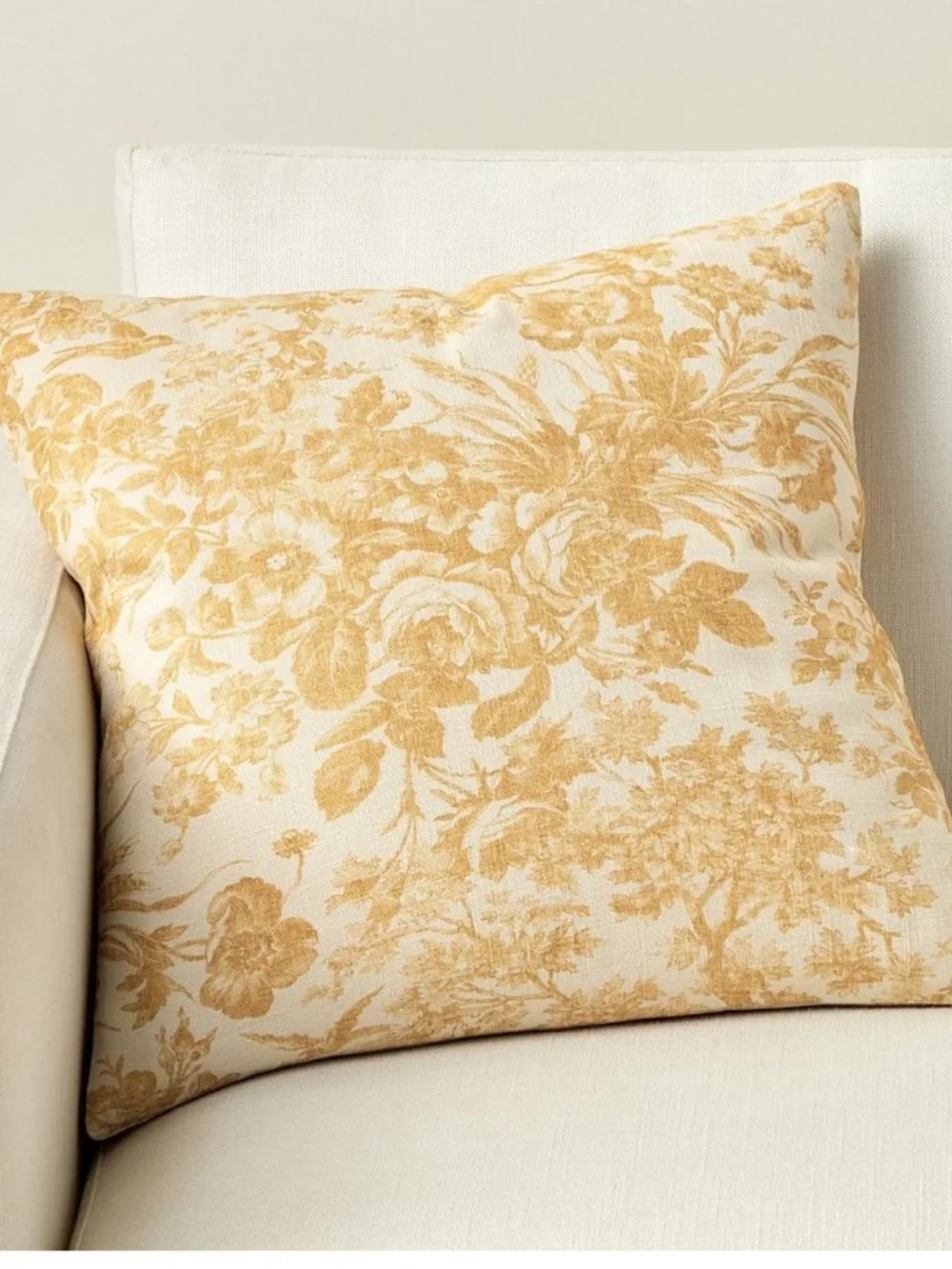 Pottery Barn Sorrel Floral Toile Pillow Sham 20” x 20” Yellow
